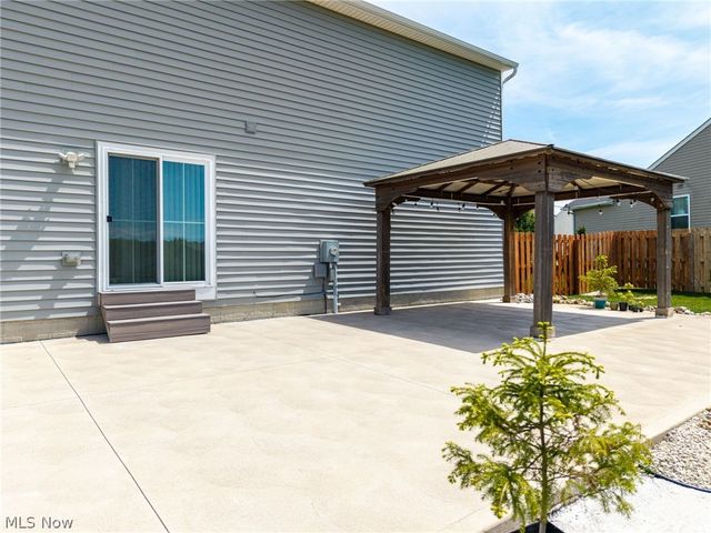 5700 Burlington Drive, Chippewa Lake, OH 44215