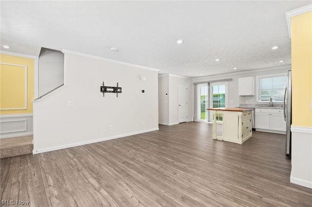 5700 Burlington Drive, Chippewa Lake, OH 44215