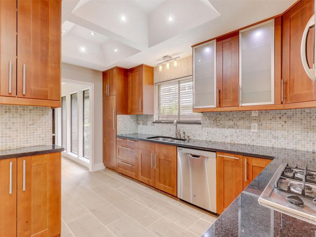 6915 Clearhaven Drive, Dallas, TX 75248