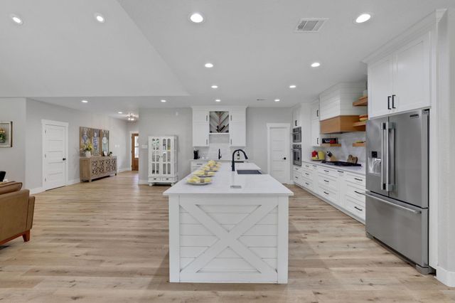 17320 Sycamore Trail, Conroe, TX 77302