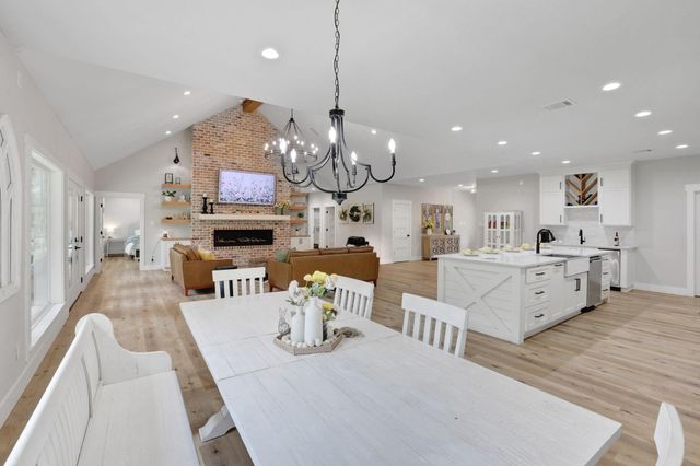 17320 Sycamore Trail, Conroe, TX 77302