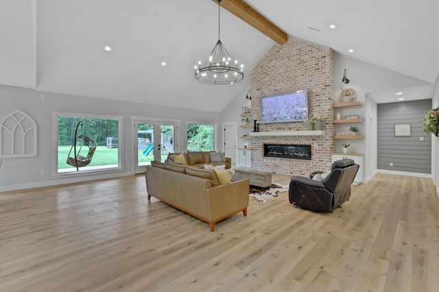 17320 Sycamore Trail, Conroe, TX 77302