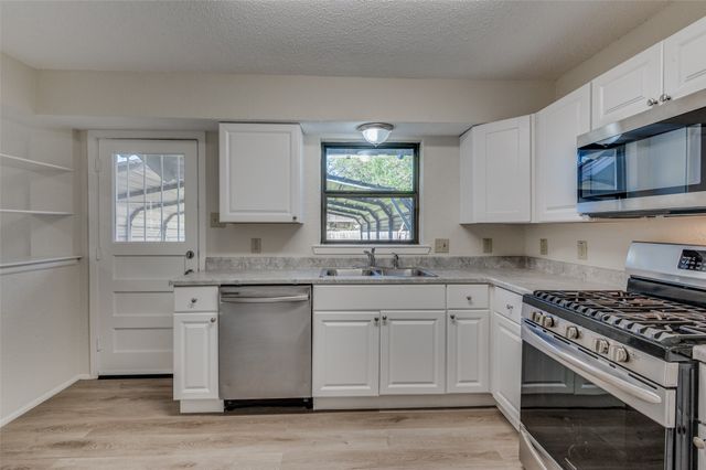 1935 Utica Drive, Dallas, TX 75217