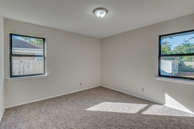 1935 Utica Drive, Dallas, TX 75217