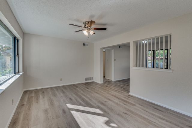 1935 Utica Drive, Dallas, TX 75217