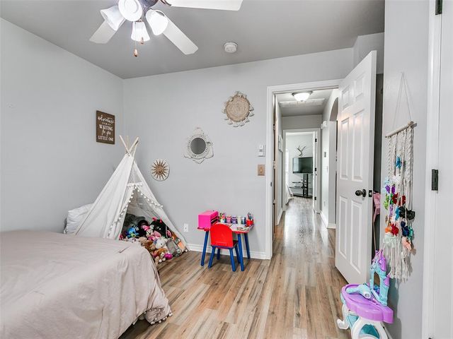 11617 SW 10th Street, Yukon, OK 73099