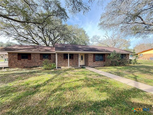 406 Blyth Road, Victoria, TX 77904