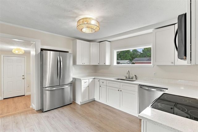 304 MOUNT PLEASANT ROAD, Nokomis, FL 34275