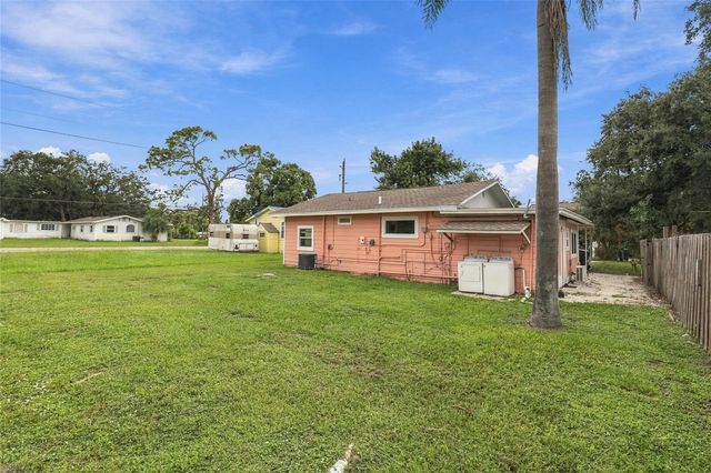 304 MOUNT PLEASANT ROAD, Nokomis, FL 34275