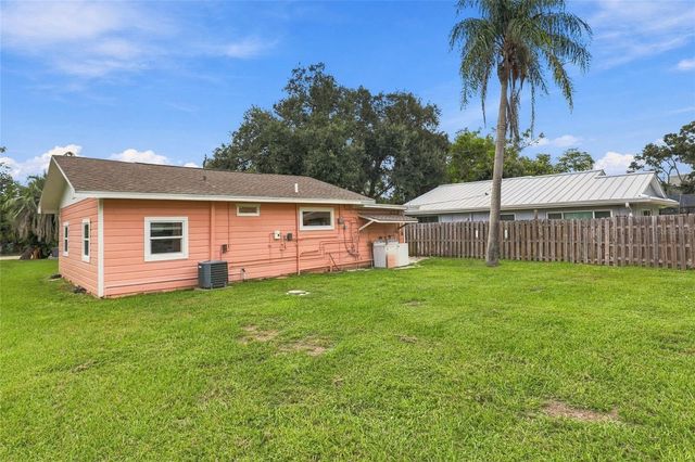 304 MOUNT PLEASANT ROAD, Nokomis, FL 34275