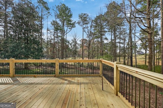 8993 Dornoch Circle, Winston, GA 30187