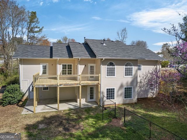 8993 Dornoch Circle, Winston, GA 30187