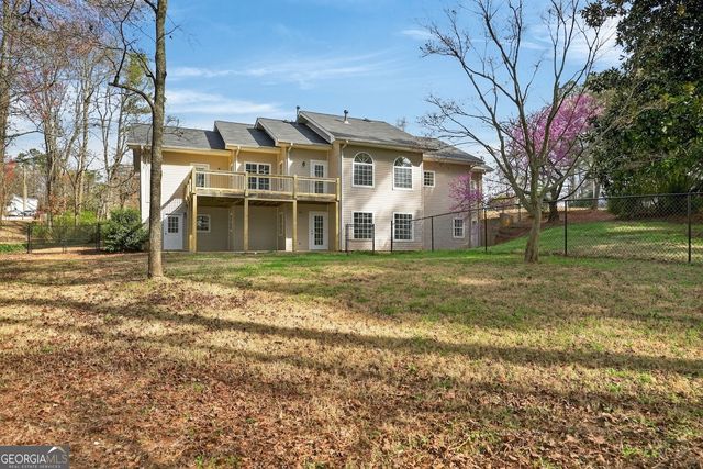 8993 Dornoch Circle, Winston, GA 30187