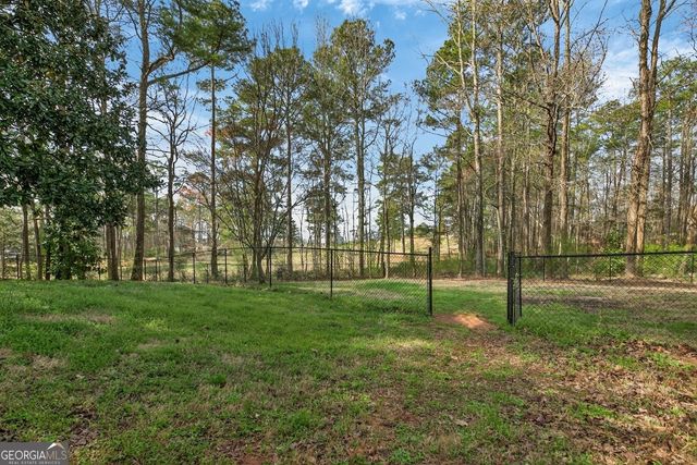 8993 Dornoch Circle, Winston, GA 30187