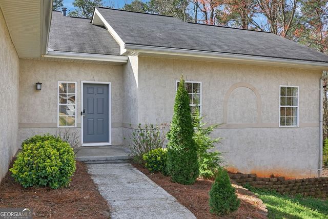 8993 Dornoch Circle, Winston, GA 30187