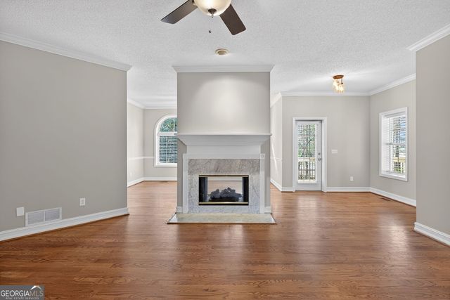 8993 Dornoch Circle, Winston, GA 30187