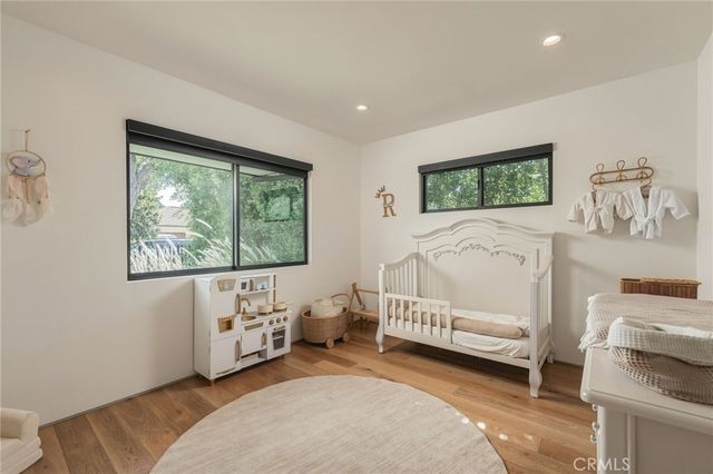 23501 Berdon Street, Woodland Hills, CA 91367