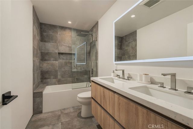 23501 Berdon Street, Woodland Hills, CA 91367