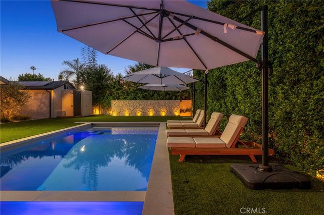 23501 Berdon Street, Woodland Hills, CA 91367
