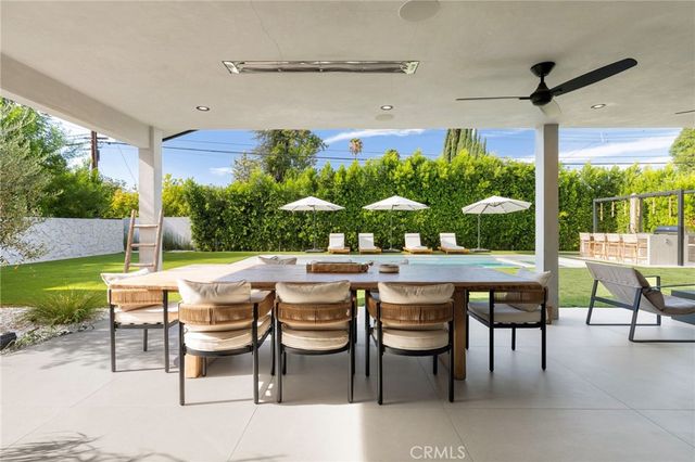 23501 Berdon Street, Woodland Hills, CA 91367