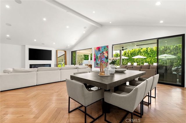 23501 Berdon Street, Woodland Hills, CA 91367