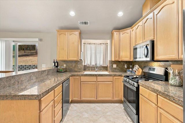 6120 Chrysler Circle, Garden Valley, CA 95633