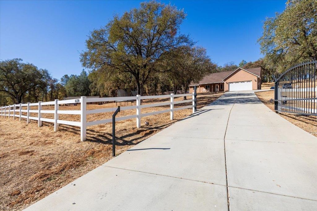 6120 Chrysler Circle, Garden Valley, CA 95633