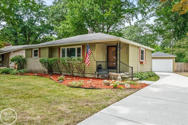 2845 Monticello Drive, Port Huron, MI 48060
