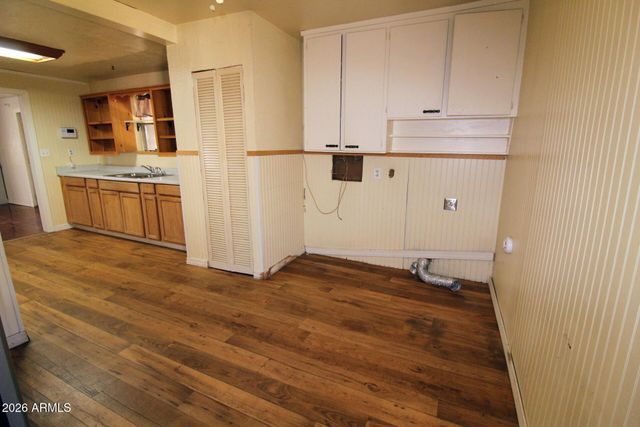 5733 E GLOBE Canyon, Globe, AZ 85501