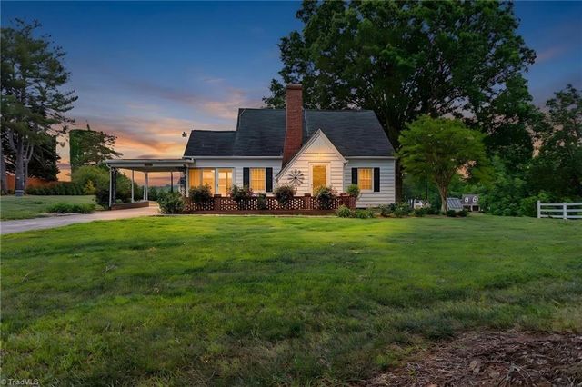 4020 Rockford Road, Boonville, NC 27011