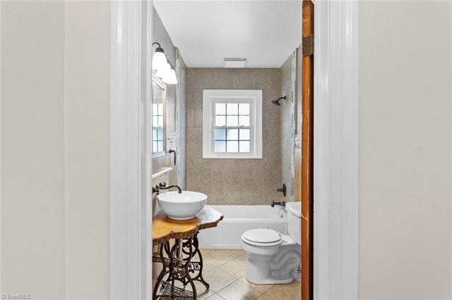 4020 Rockford Road, Boonville, NC 27011