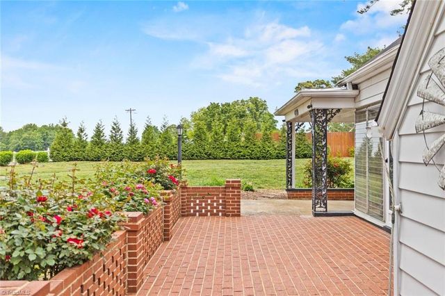 4020 Rockford Road, Boonville, NC 27011