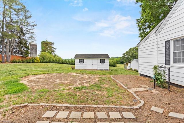 4020 Rockford Road, Boonville, NC 27011