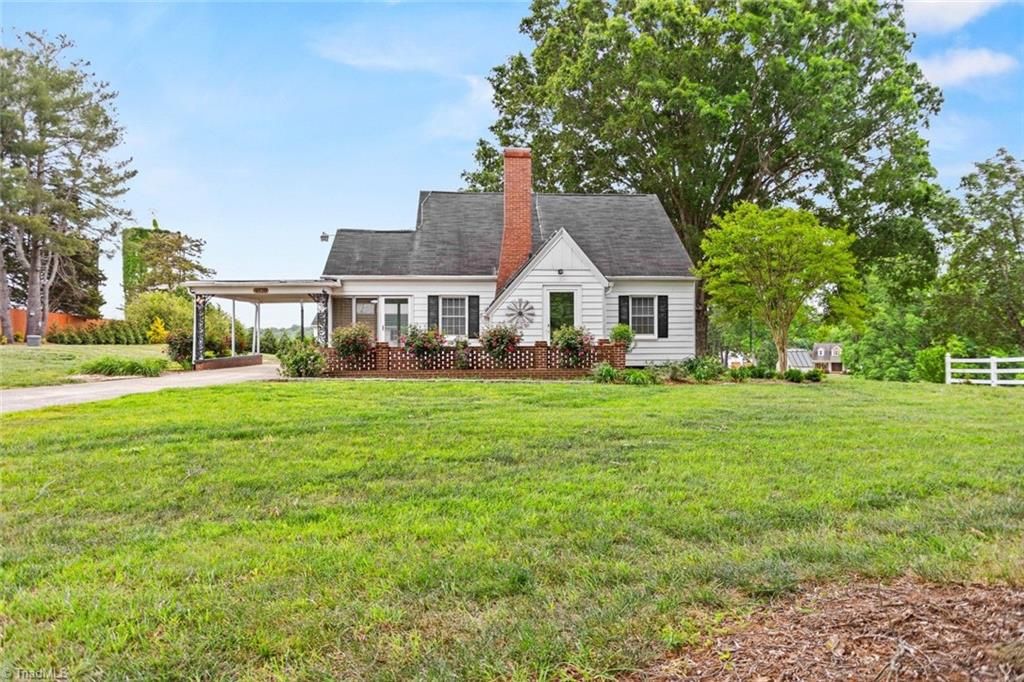 4020 Rockford Road, Boonville, NC 27011