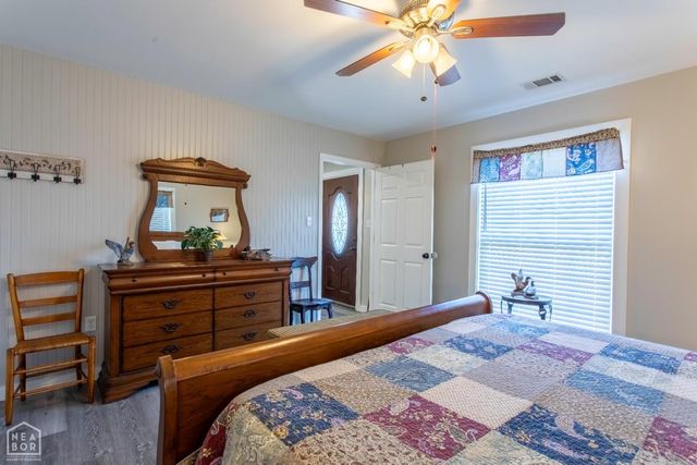 9 Pear Tree Lane, Highland, AR 72542