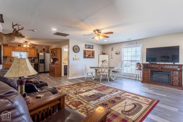 9 Pear Tree Lane, Highland, AR 72542