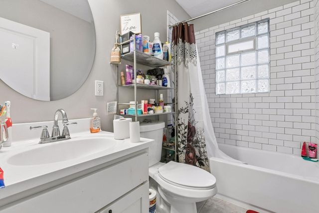 935 Iglehart Avenue, Saint Paul, MN 55104