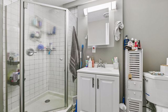 935 Iglehart Avenue, Saint Paul, MN 55104