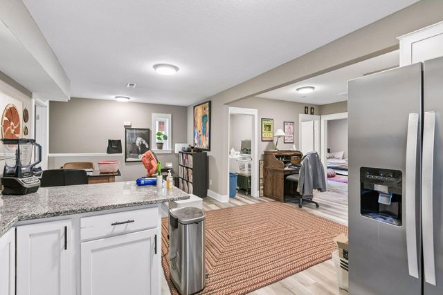 935 Iglehart Avenue, Saint Paul, MN 55104