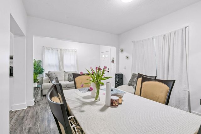 935 Iglehart Avenue, Saint Paul, MN 55104
