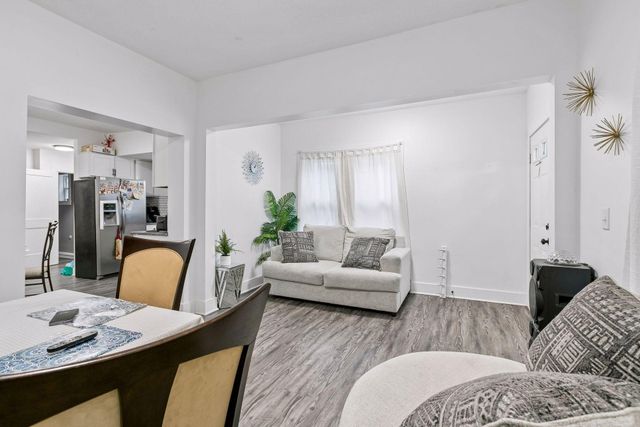 935 Iglehart Avenue, Saint Paul, MN 55104