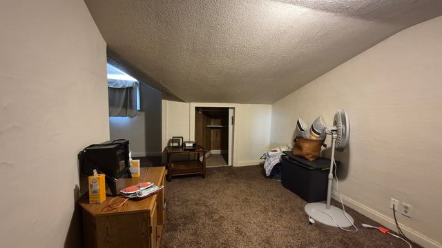 804 11th St NW, Minot, ND 58703
