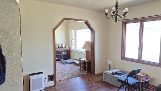 804 11th St NW, Minot, ND 58703