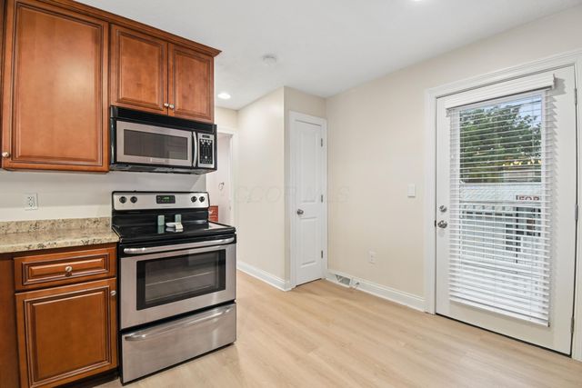 48 Rosebraugh Circle E, Buckeye Lake, OH 43008