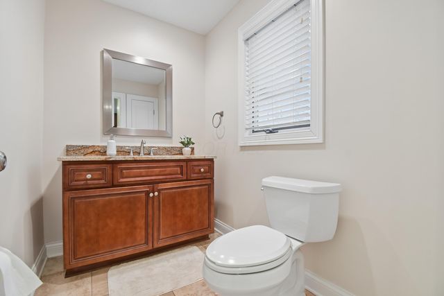 48 Rosebraugh Circle E, Buckeye Lake, OH 43008