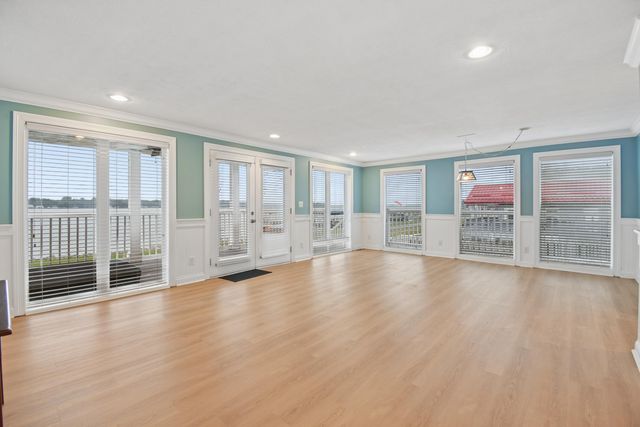 48 Rosebraugh Circle E, Buckeye Lake, OH 43008