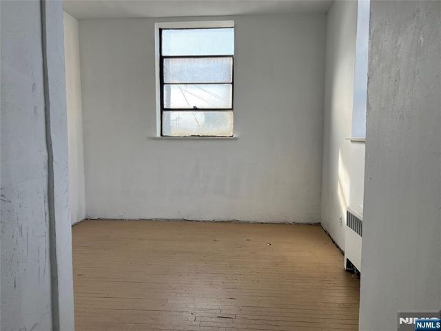 395 Henry Street, Fairview, NJ 07022