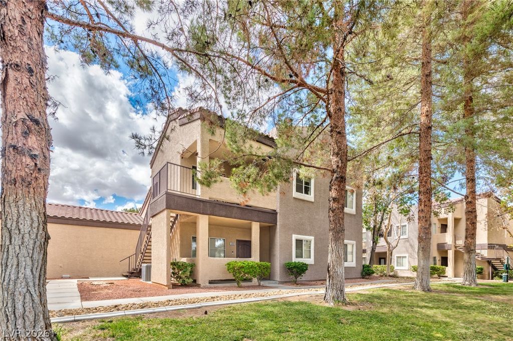 5250 South Rainbow Boulevard 2089, Las Vegas, NV 89118 — exterior