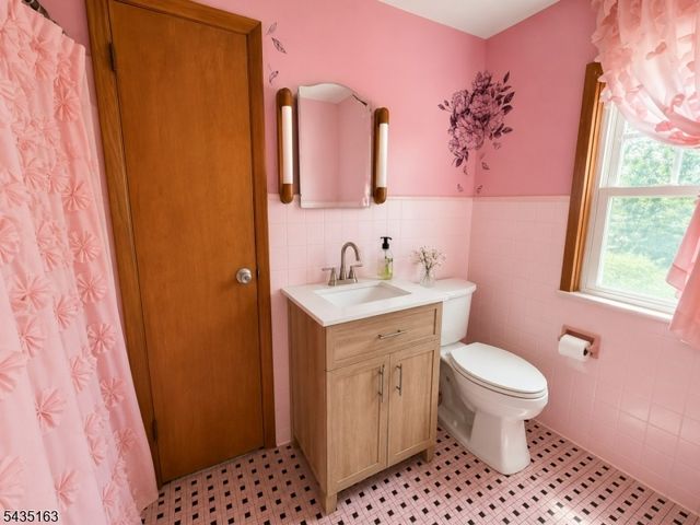 31 Hope St, Nutley Twp., NJ 07110