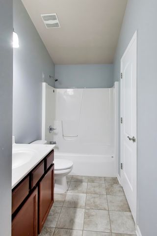 3738 W 68th Avenue, Merrillville, IN 46410